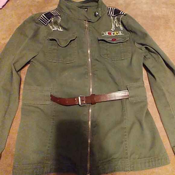 Jacket - Picture 3 of 4